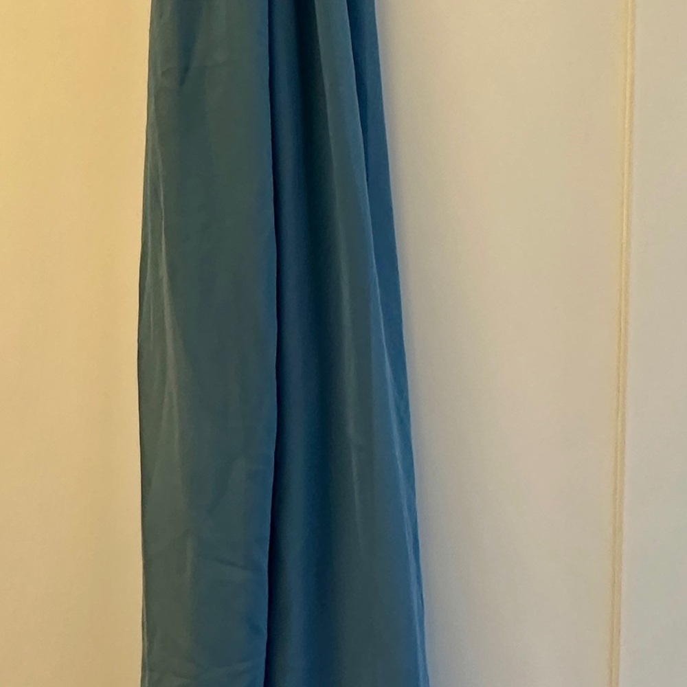 Elegant Blue Women's Scarf